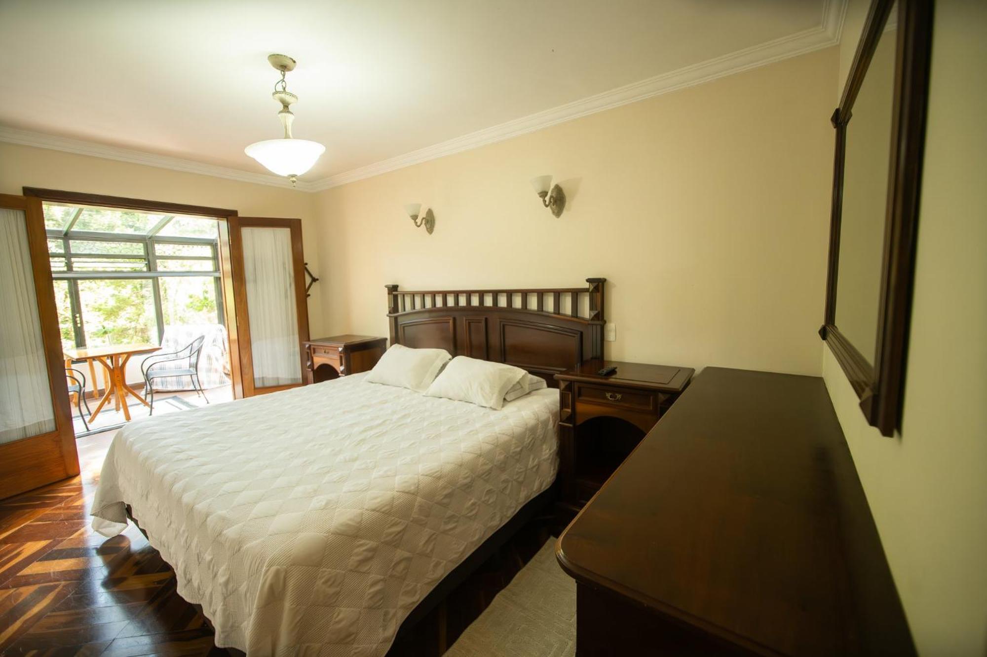 Araucaria Lodge Кампус-ду-Жордан Екстер'єр фото