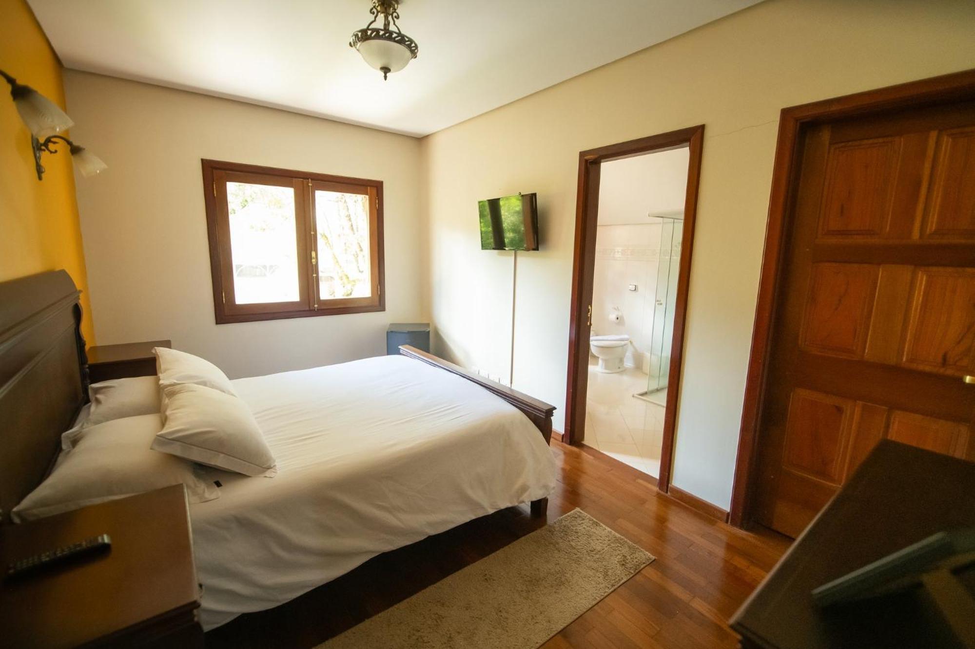 Araucaria Lodge Кампус-ду-Жордан Екстер'єр фото